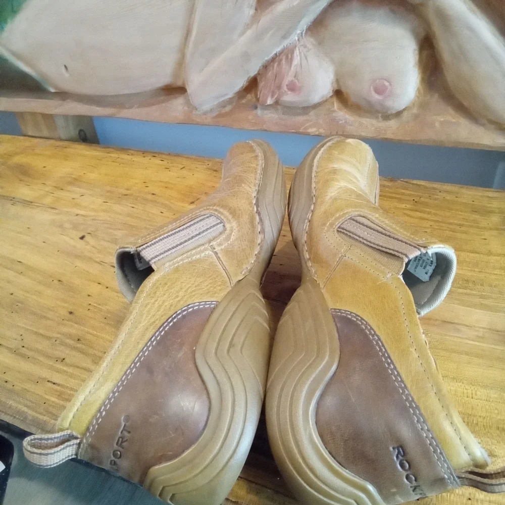Rockport Men's Size 11 Cognac Brown Leather Slip-On Shoes